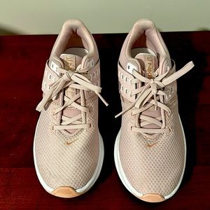 Nike Air Max light pink, Women’s size 8